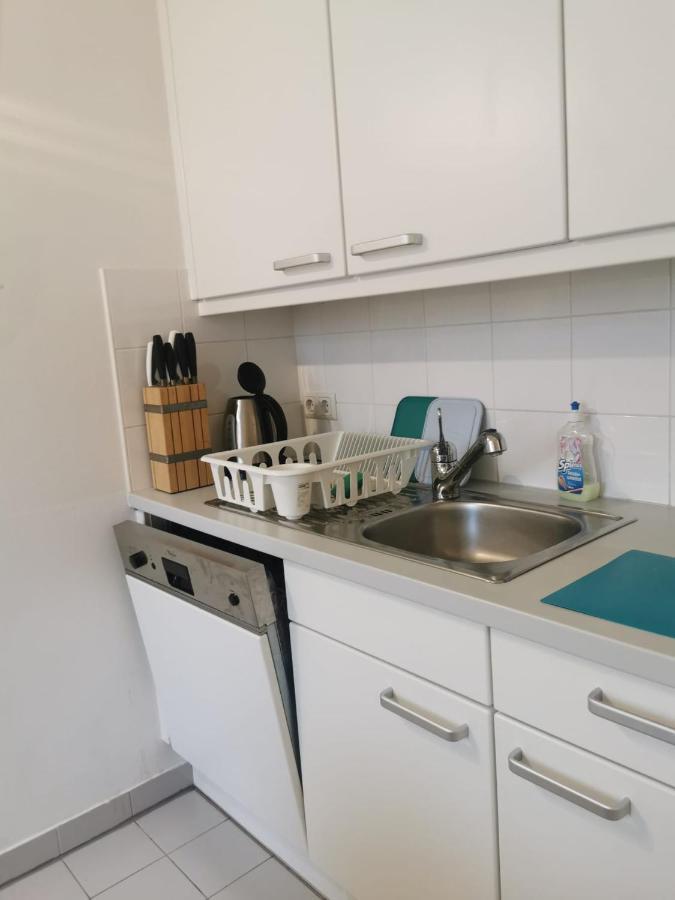 Central Mariahilfer Apartment 4 Min To The City Shopping Center And Schoenbrunn Palace Вена Экстерьер фото